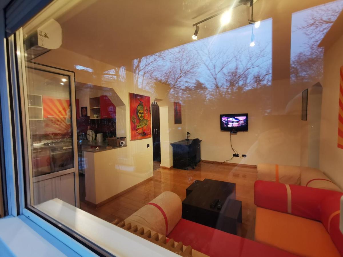 Comfy & Pleasant Apartment 10 Min Walk To Downtown Timisoara Exterior photo